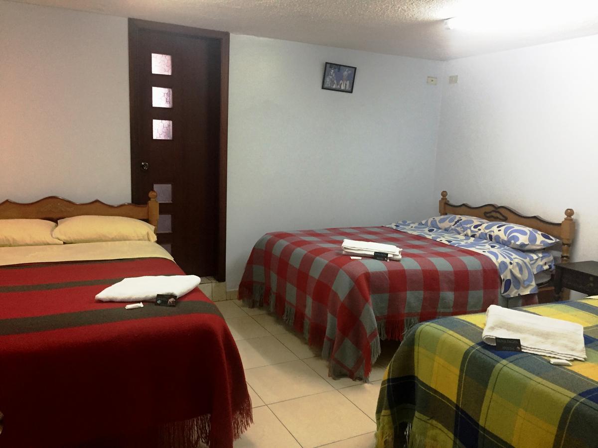 Hostal Runa Pachaオタバロ エクステリア 写真