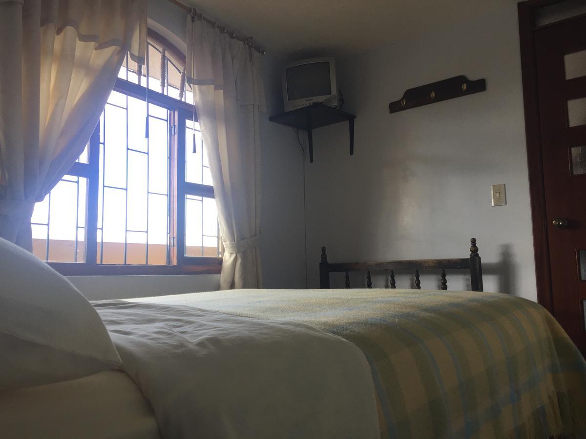 Hostal Runa Pachaオタバロ エクステリア 写真